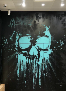 Viva Colores Franky Spade Graffiti Sprayer Sprayen Wandbild Malerei Gestaltung Malen Sprüher Sprühen Ladendesign Geschäft